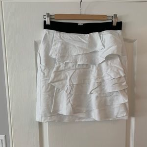 BCBG White Pleated Skirt Size 4